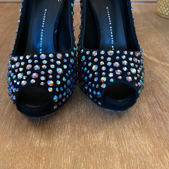 Giuseppe Zanotti Strass Peep-Toe Heels - Size 37 - Picture 5 of 10